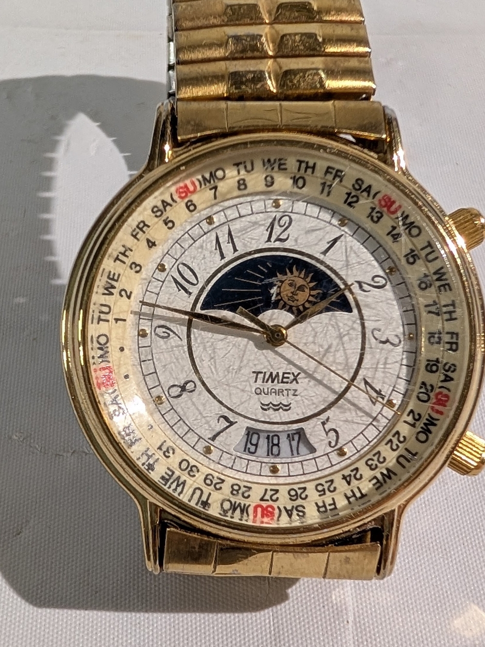 Timex 364 T Cell Quartz Watch Vintage Moon Phase Calendar Gold Tone Men's - Picture 2 of 7